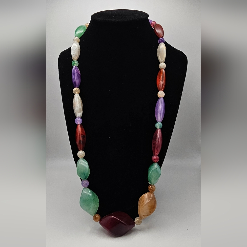 VINTAGE 80s Asymmetrical Multiple Colored Beads Necklace- perfect condition-Kids